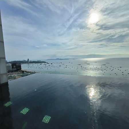 Bed and Breakfast Centric Sea Pattaya Esterno foto